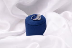 light-blue-sapphire-ring-925-silver-anaya-side.webp