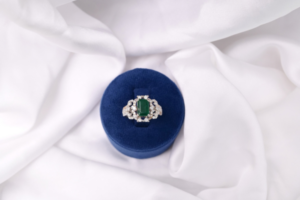 Green Sapphire Ring – Fiza